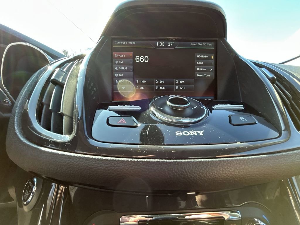 Used 2015 Ford Escape Titanium image 16