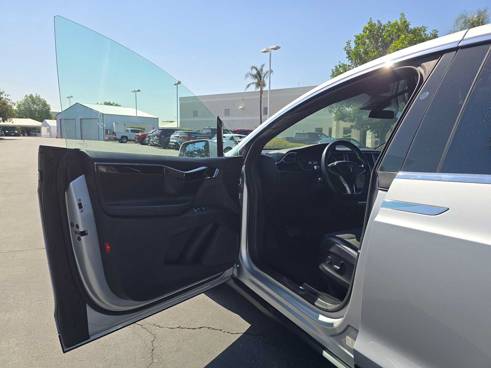 Used 2018 Tesla Model X 100D AWD/4WD image 21