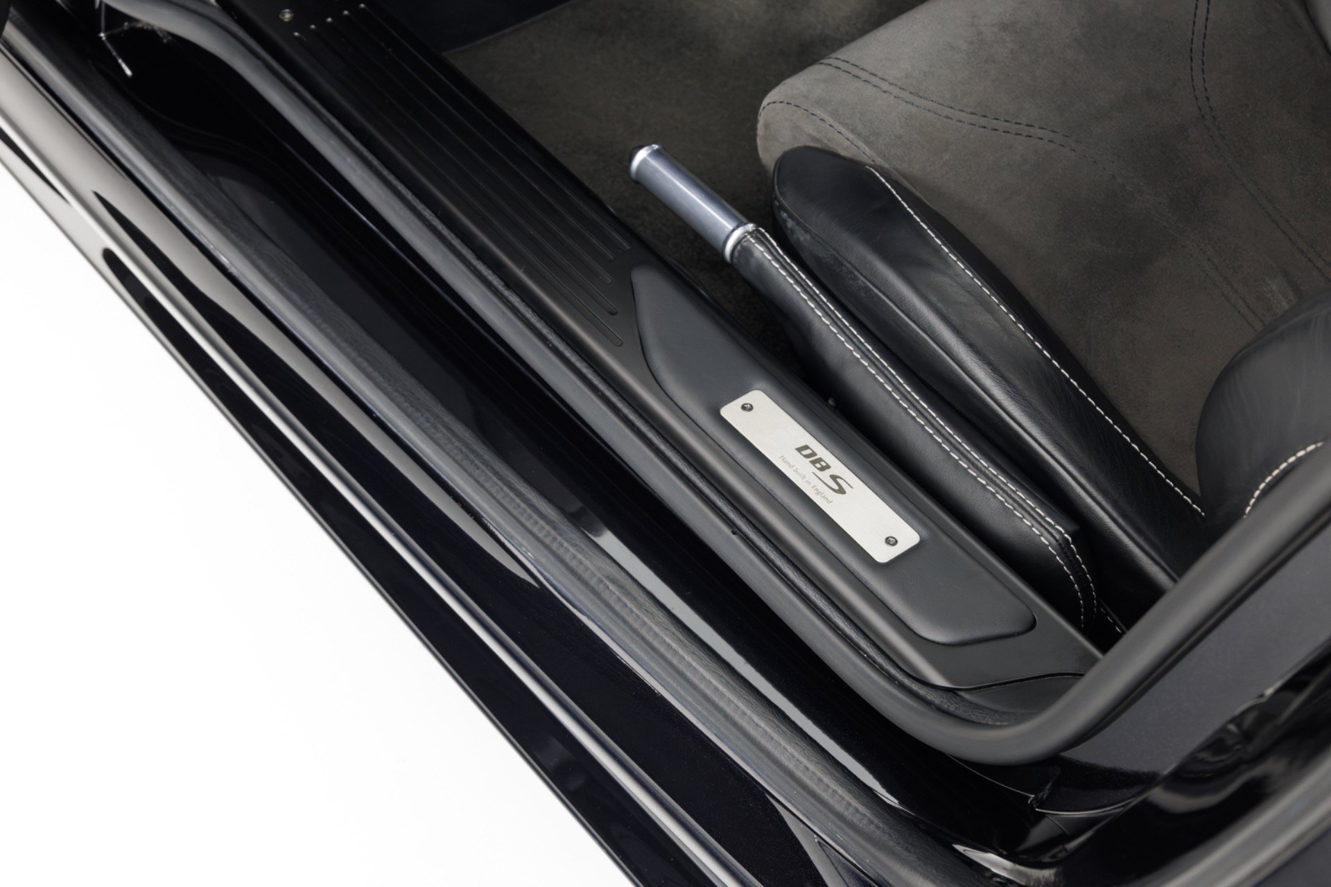 Used 2009 Aston Martin DBS Coupe RWD image 28