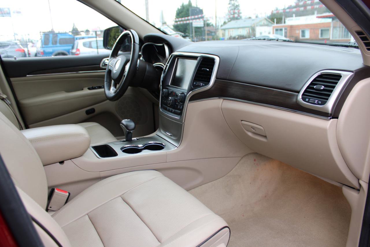 Used 2014 Jeep Grand Cherokee Overland image 16