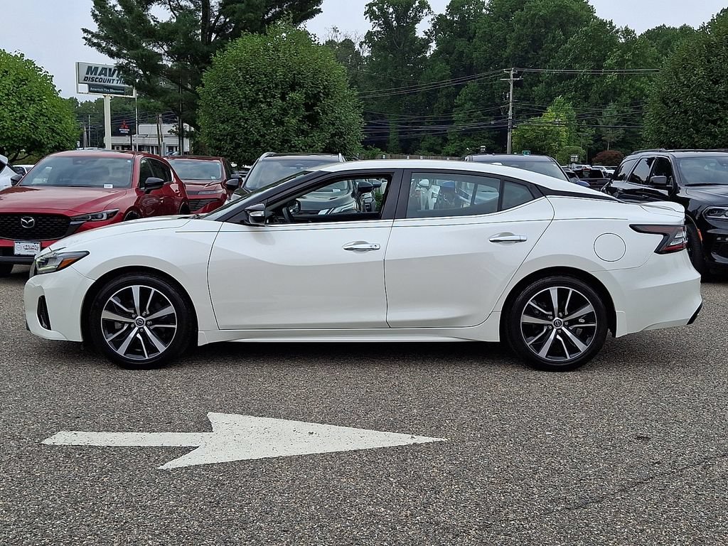 Used 2023 Nissan Maxima SV w/ Floor Mat Group FWD image 5