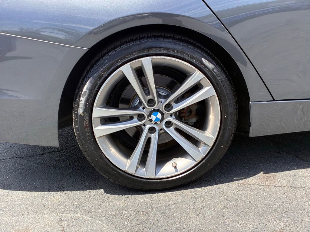 Used 2018 BMW 330i xDrive Sedan w/ Convenience Package AWD/4WD image 53