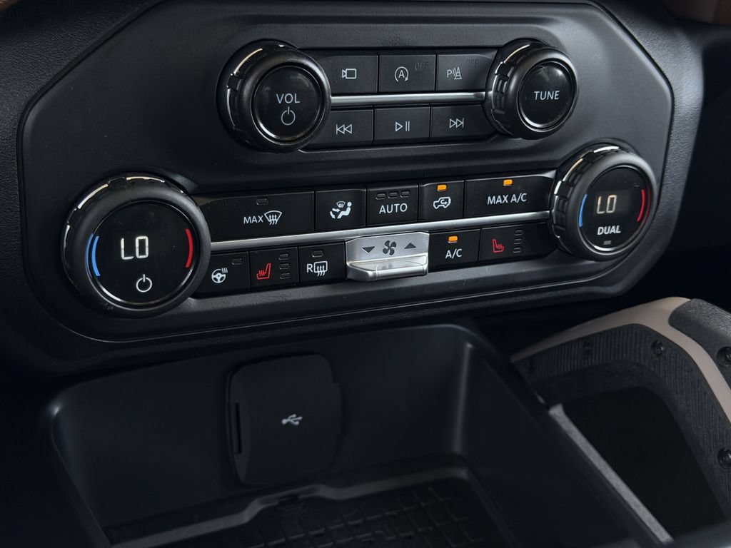 Used 2024 Ford Bronco Outer Banks AWD/4WD image 20
