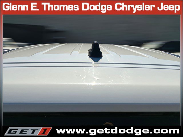 Certified 2024 Chrysler Pacifica Limited image 11