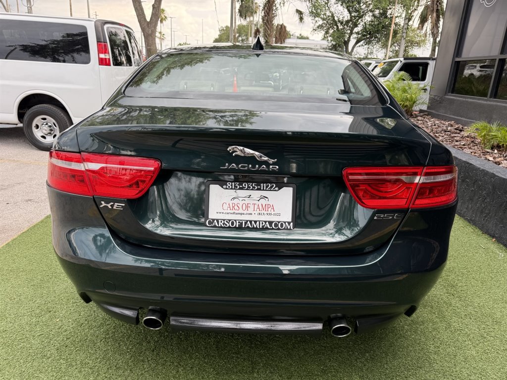 Used 2017 Jaguar XE Premium RWD image 5