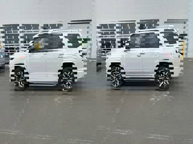 Used 2015 Toyota 4Runner Limited image 6