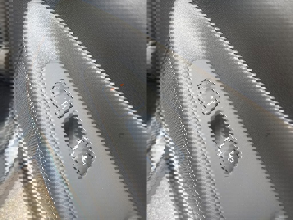 Used 2023 Hyundai Santa Fe Limited w/ Cargo Package AWD/4WD image 35