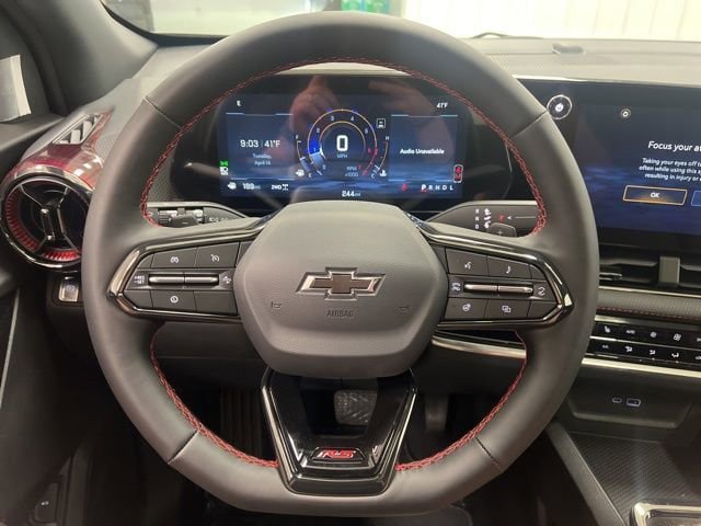 New 2026 Chevrolet Equinox RS w/ Convenience Package III AWD/4WD image 7