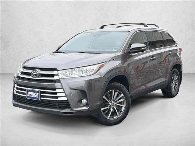 Used 2019 Toyota Highlander XLE image 1