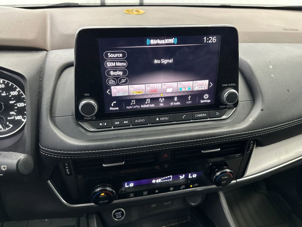 Used 2022 Nissan Rogue SV image 28