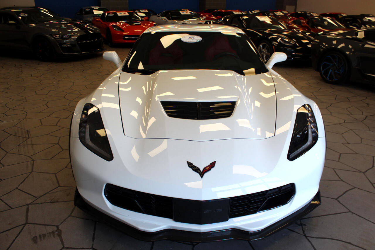 Used 2019 Chevrolet Corvette Z06 w/ Z07 Performance Package image 28