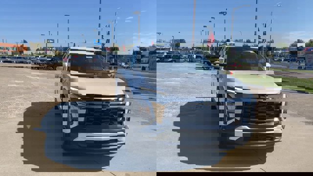 New 2026 Chevrolet Equinox ACTIV w/ Convenience Package III image 3