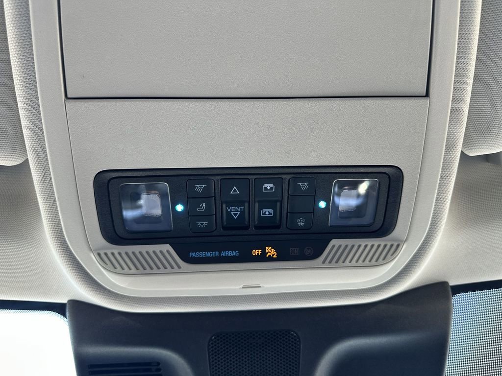 Used 2025 Ford Expedition Platinum image 31