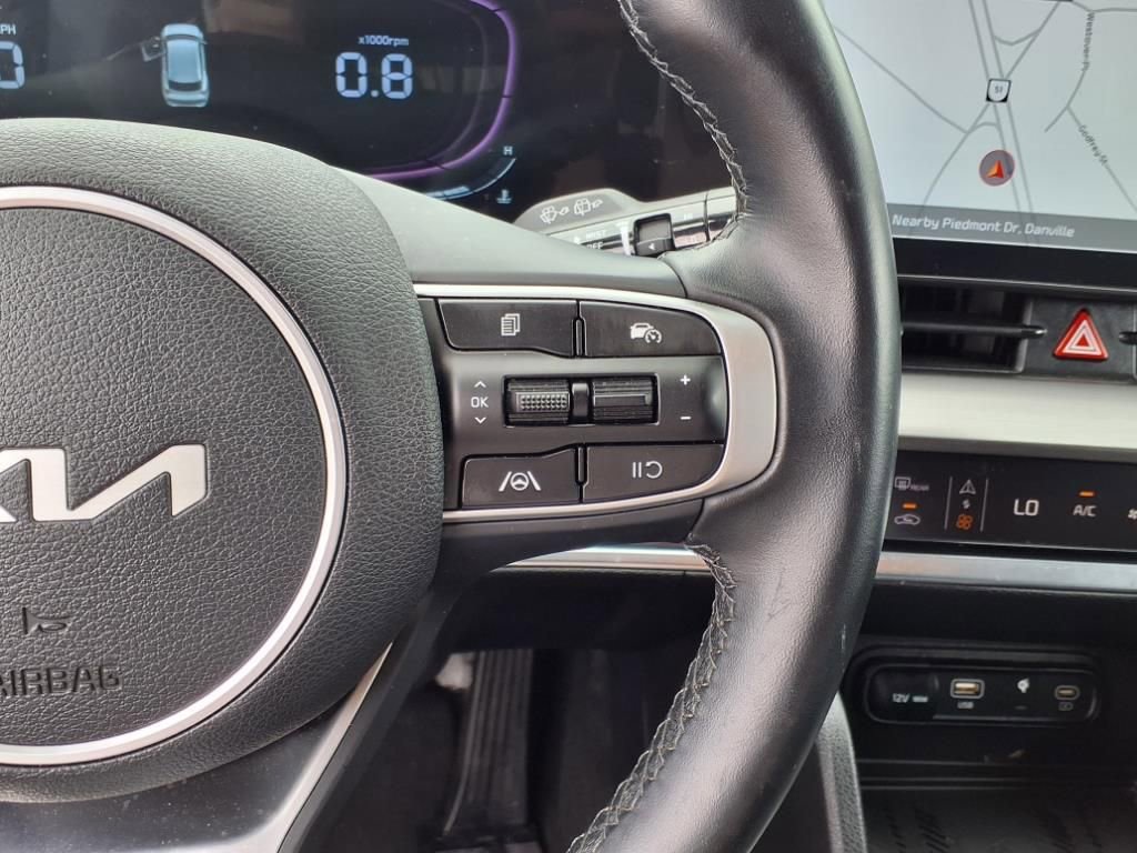 Used 2024 Kia Sportage EX image 22