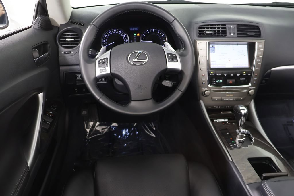 Used 2014 Lexus IS 250C 250 w/ Luxury Package image 33
