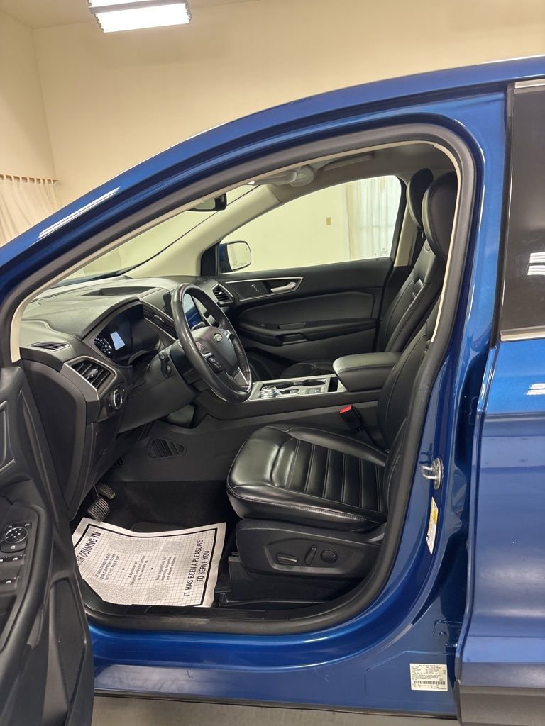 Used 2024 Ford Edge SEL AWD/4WD image 10
