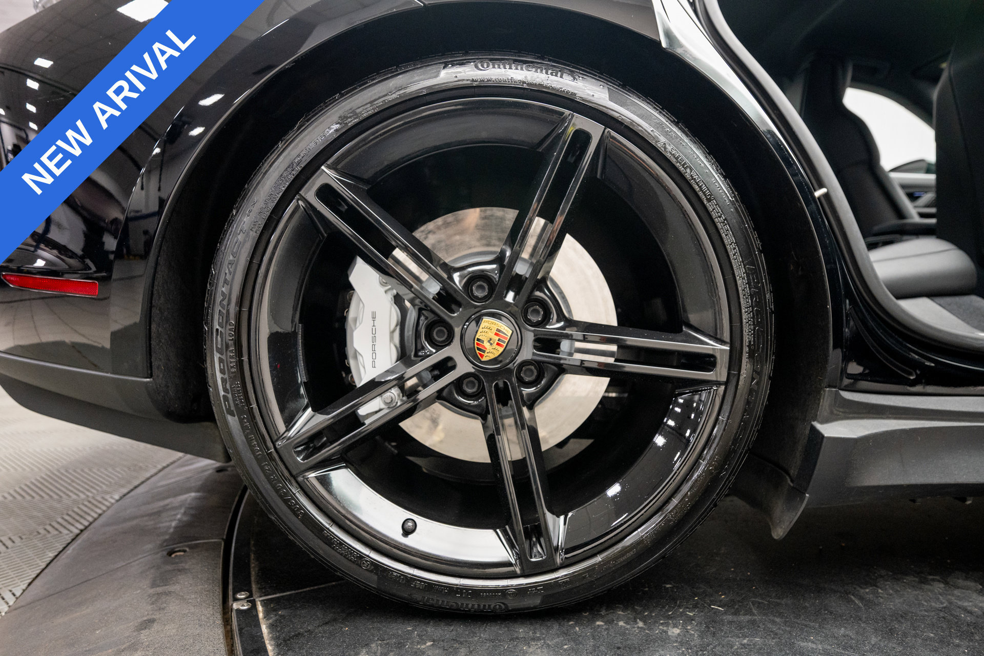 Used 2021 Porsche Taycan 4S AWD/4WD image 35