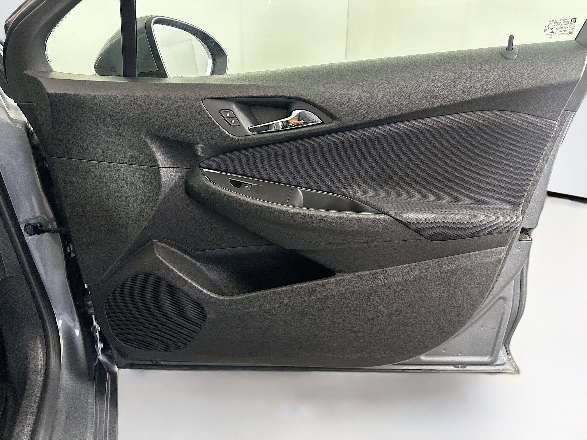 Used 2018 Chevrolet Cruze LT FWD image 30