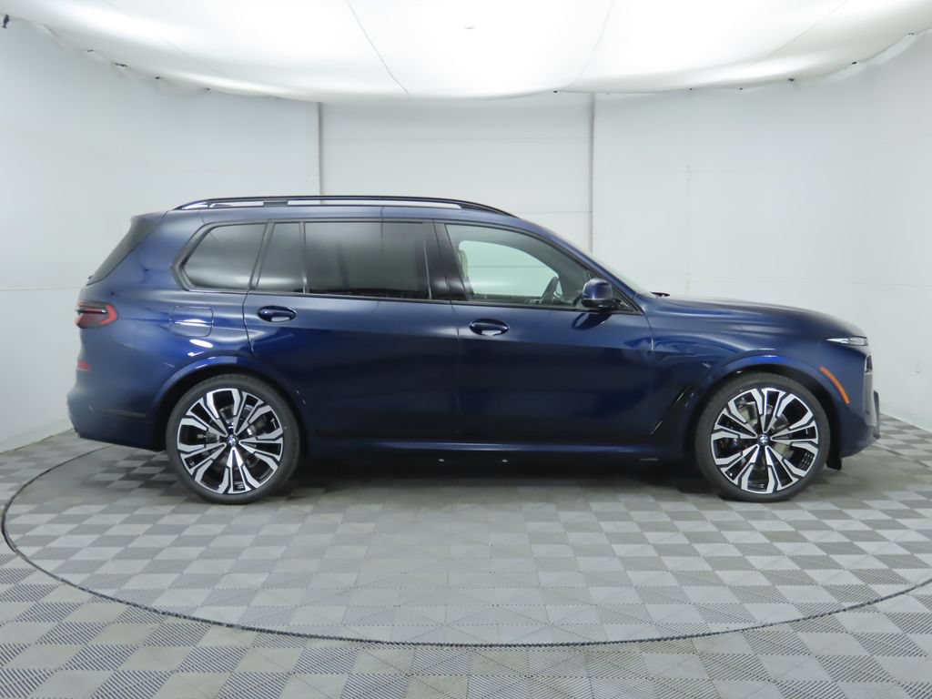 Used 2026 BMW X7 xDrive40i w/ Executive Package AWD/4WD image 5