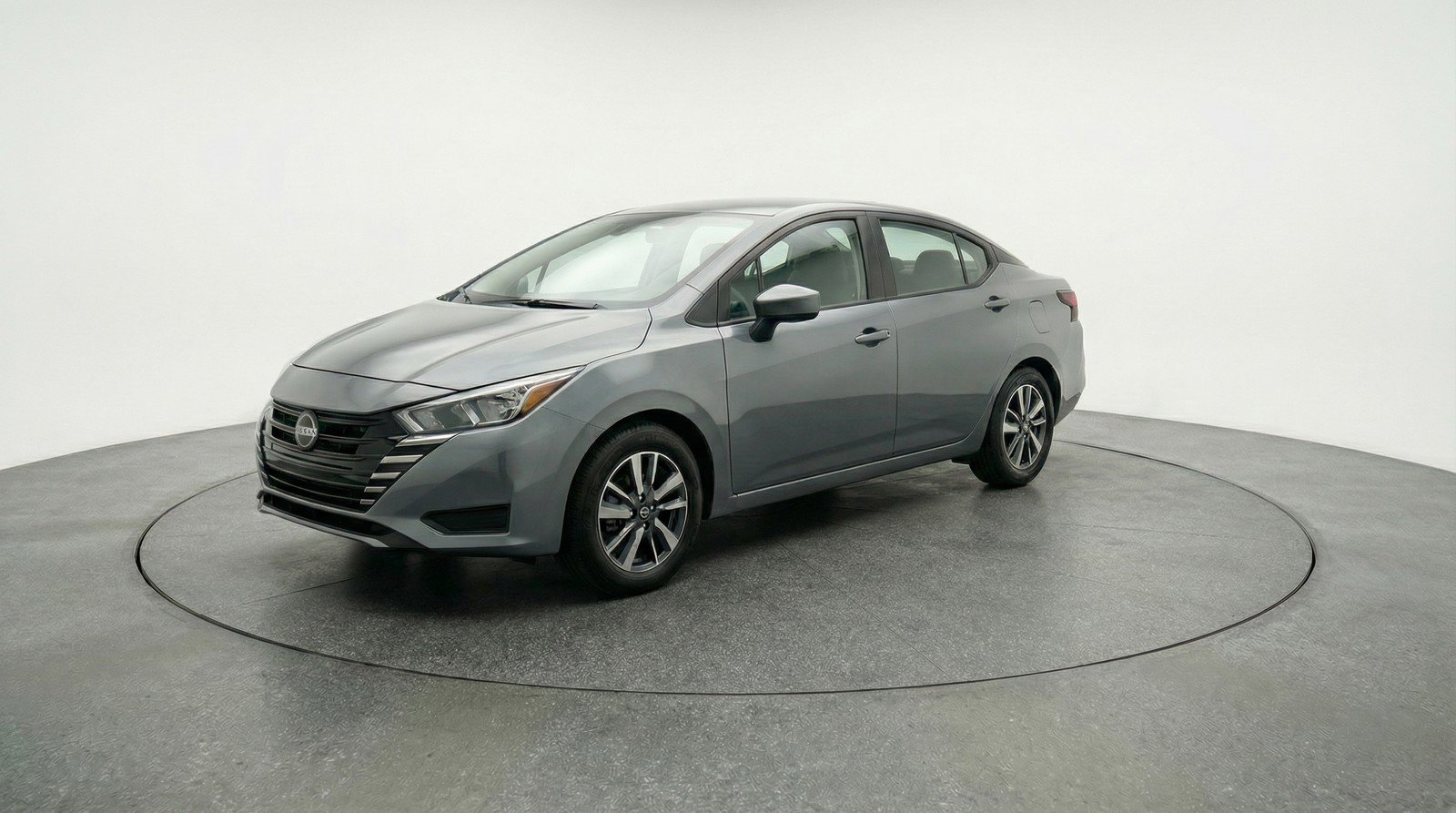 Used 2025 Nissan Versa SV image 3