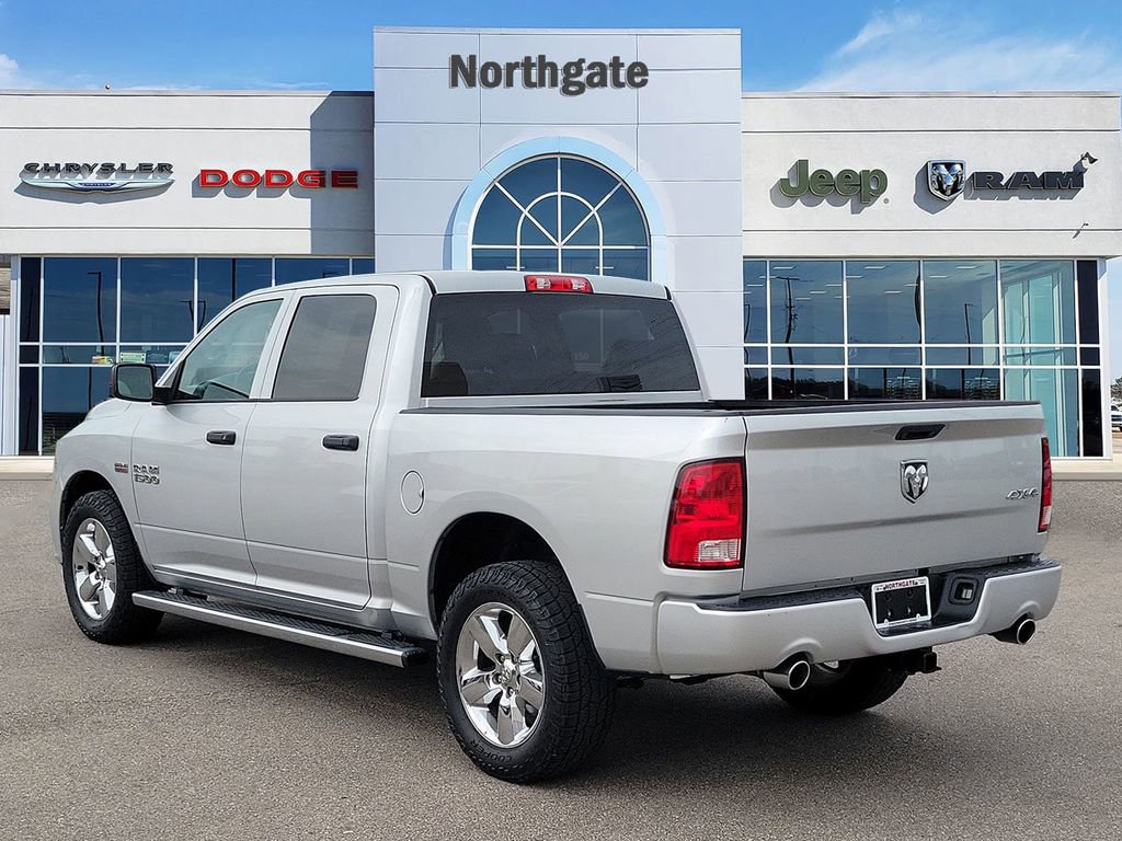 Used 2017 RAM 1500 Express AWD/4WD image 3