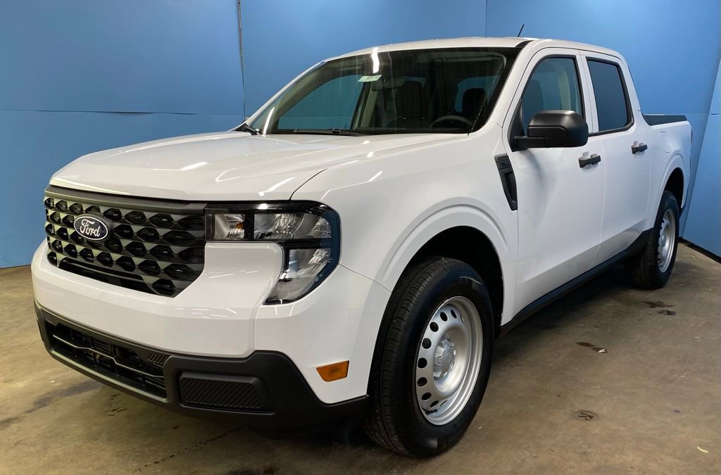 New 2025 Ford Maverick XL w/ 4K Tow Package image 4