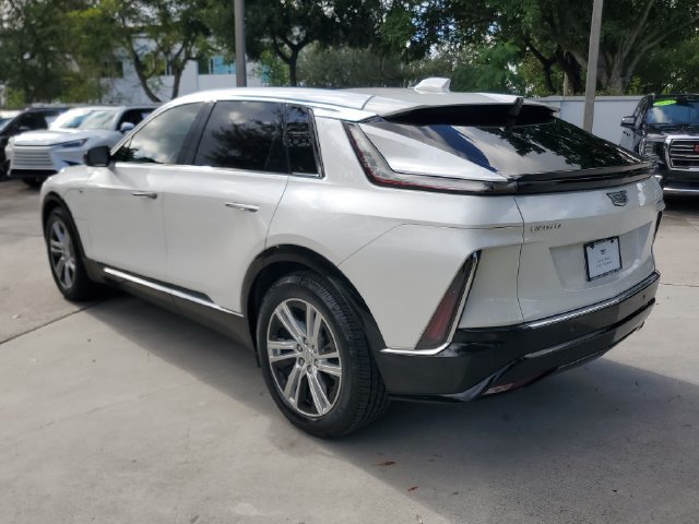 Used 2024 Cadillac Lyriq Tech RWD image 2
