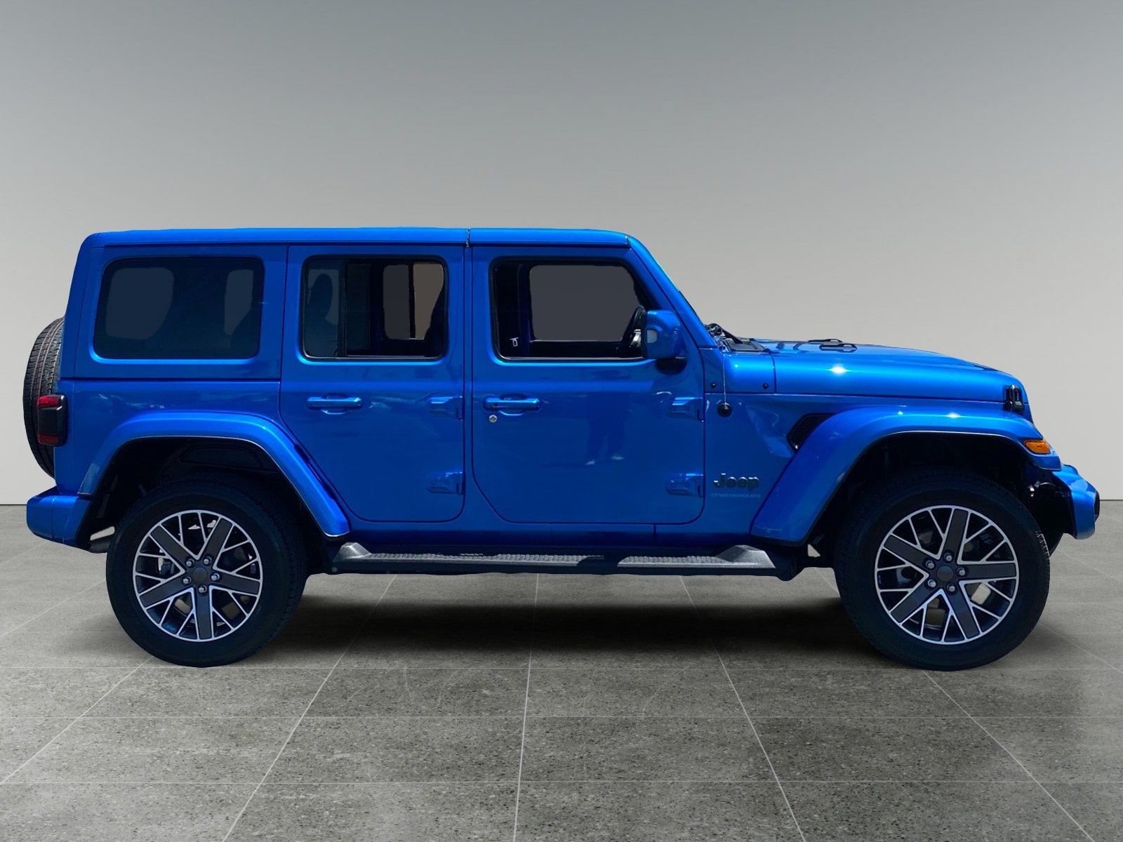 Used 2023 Jeep Wrangler Unlimited Sahara AWD/4WD image 6