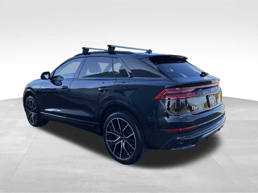 Used 2022 Audi Q8 Premium Plus w/ Premium Plus Package image 3