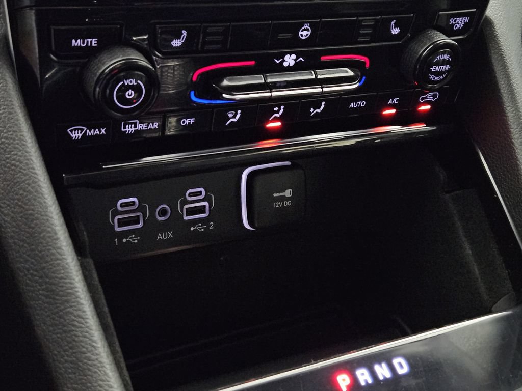 Used 2021 Jeep Grand Cherokee L Limited RWD image 16