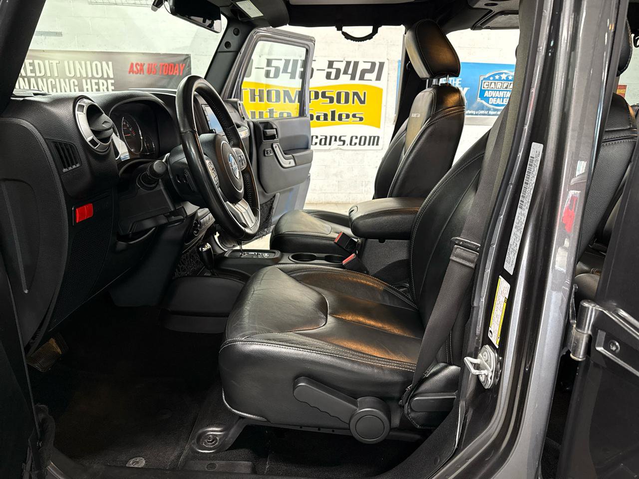 Used 2017 Jeep Wrangler Unlimited Rubicon image 8