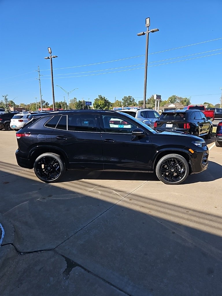 New 2026 Volkswagen Tiguan SE R-Line image 4