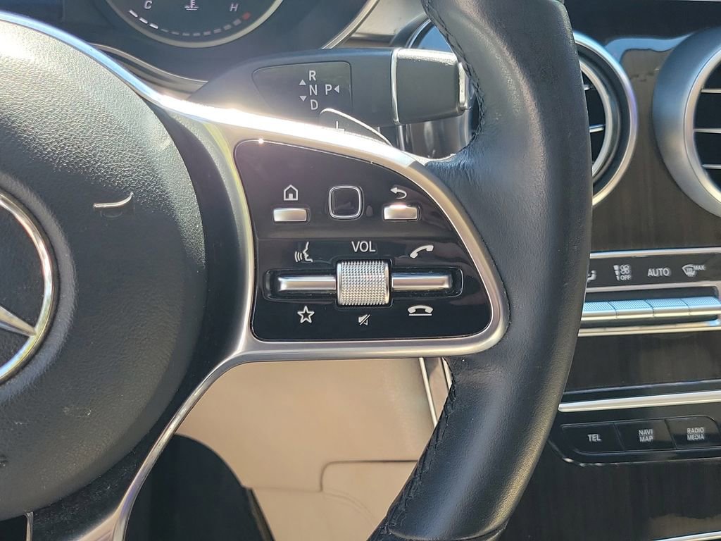 Used 2020 Mercedes-Benz GLC 300 4MATIC image 33