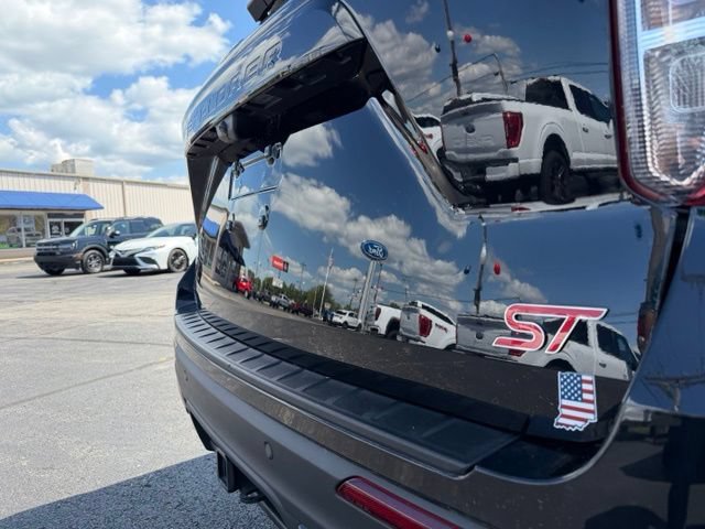 Used 2024 Ford Explorer ST w/ Equipment Group 401A AWD/4WD image 8