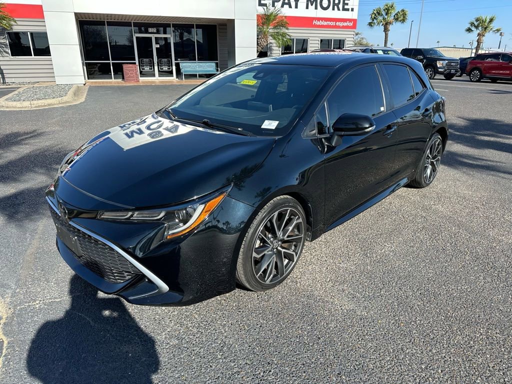 Used 2022 Toyota Corolla XSE FWD image 3