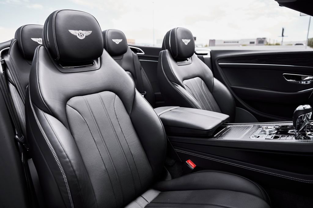 Used 2020 Bentley Continental GT AWD/4WD image 36