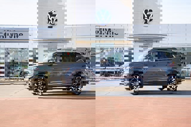 New 2025 Volkswagen Atlas SEL Premium R-Line image 1