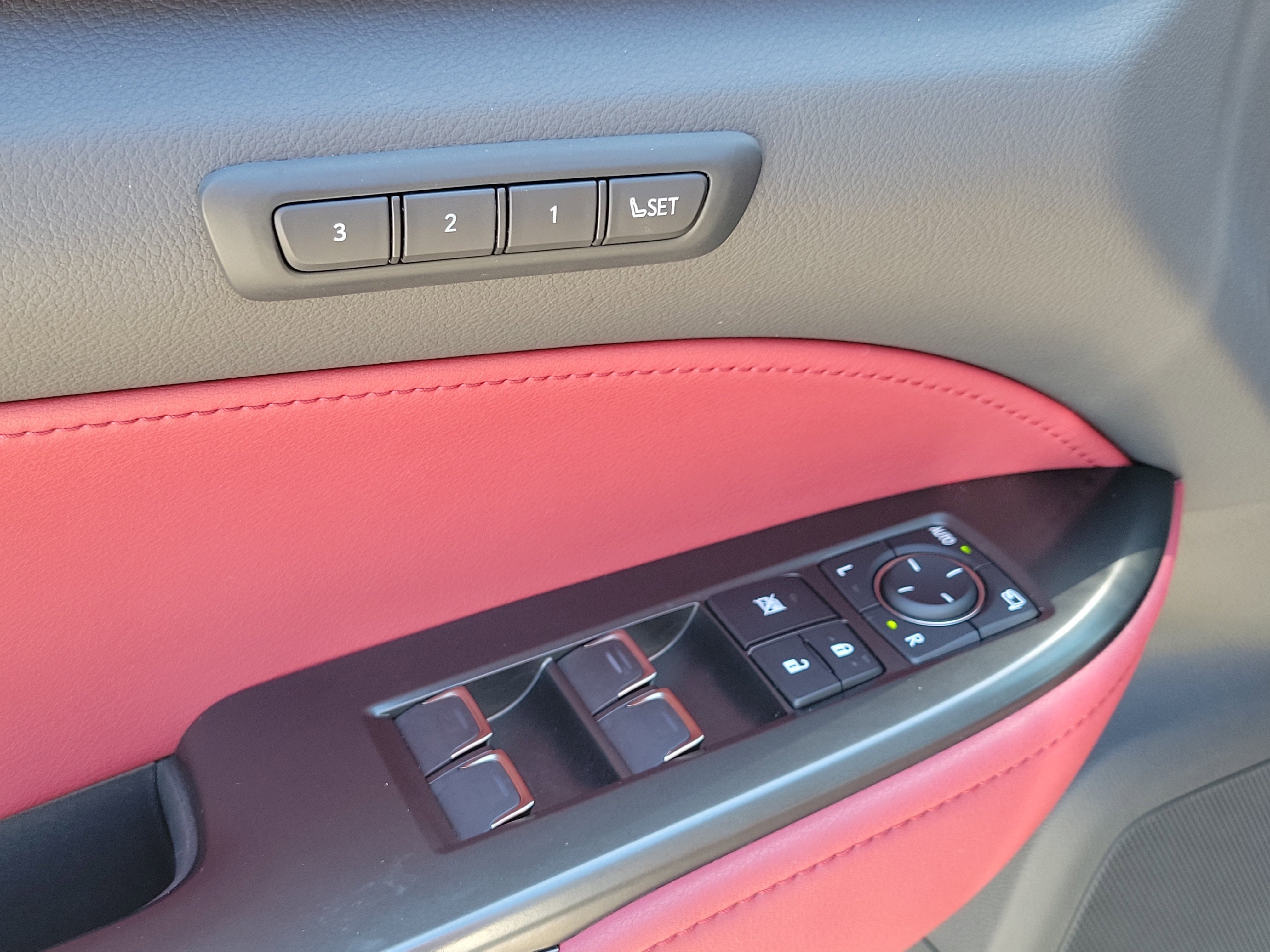 Used 2025 Lexus NX 350 AWD w/ Cold Area Package image 23