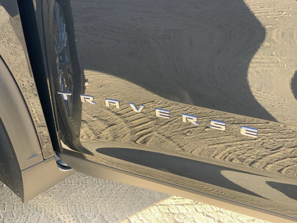 Certified 2026 Chevrolet Traverse LT FWD image 30