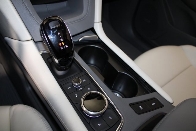 New 2025 Cadillac XT5 Premium Luxury image 17