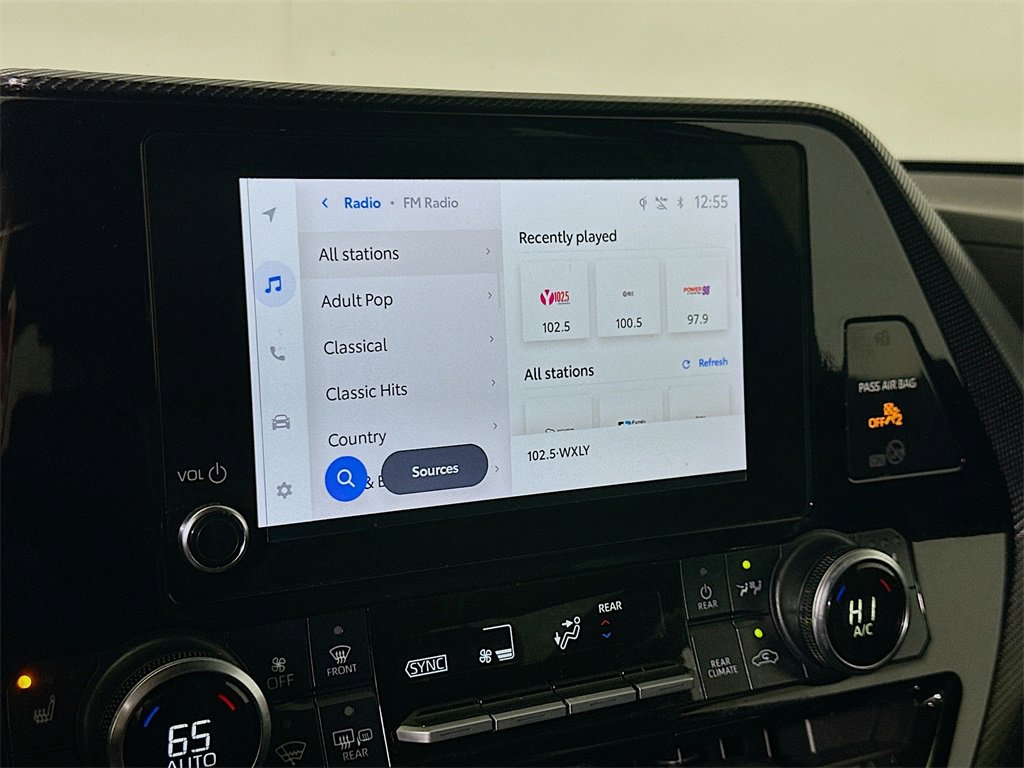 Used 2024 Toyota Highlander XSE image 29