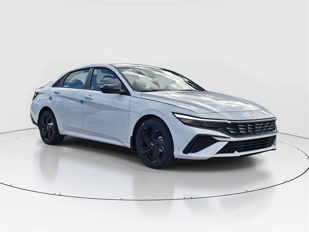 New 2026 Hyundai Elantra SEL Sport Premium FWD image 1