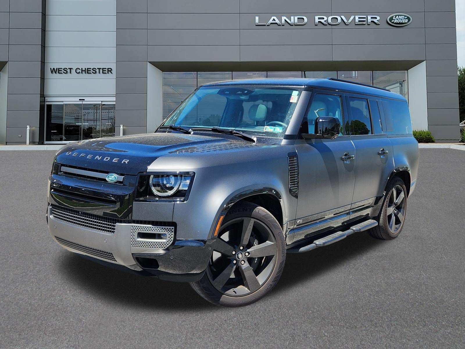 Certified 2025 Land Rover Defender 130 V8 AWD/4WD image 1