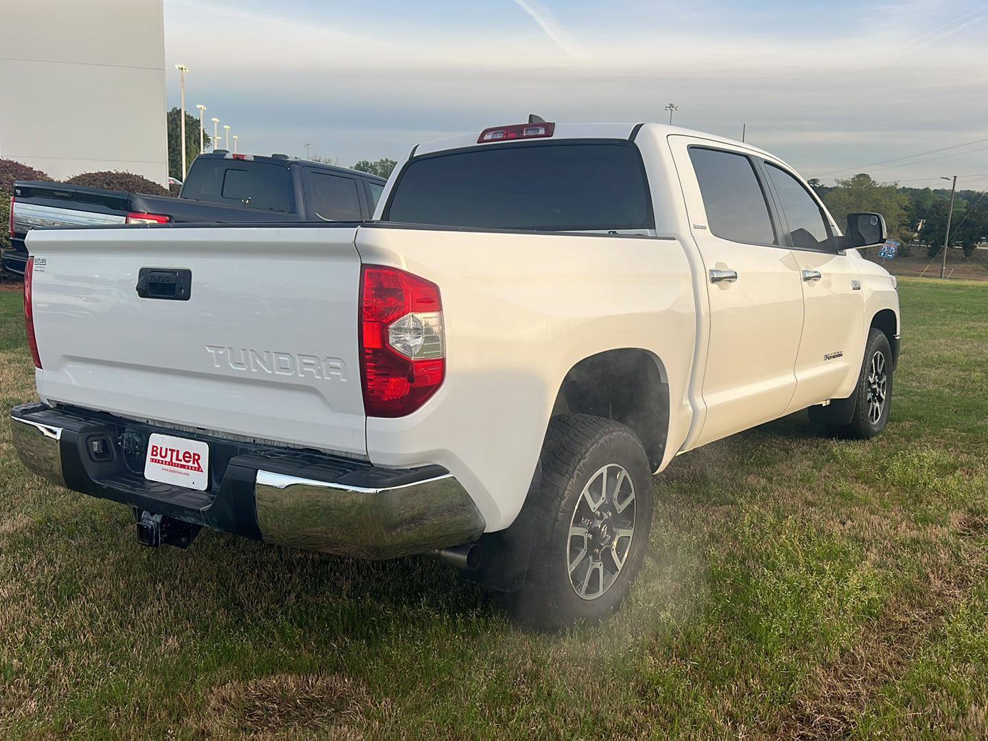 Used 2020 Toyota Tundra Limited w/ TRD Off-Road Package image 6