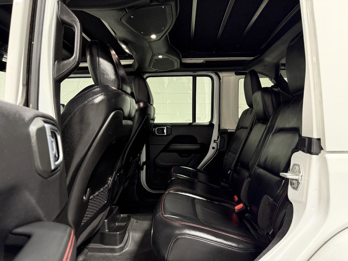 Used 2024 Jeep Wrangler Unlimited Rubicon image 18