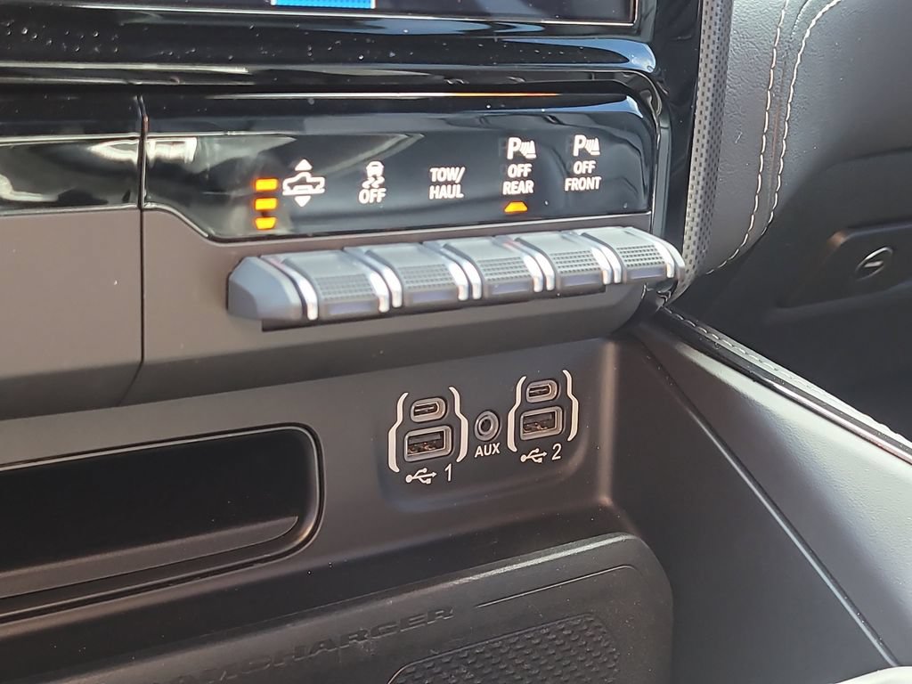 Certified 2022 RAM 1500 Limited w/ Bed Utility Group AWD/4WD image 28