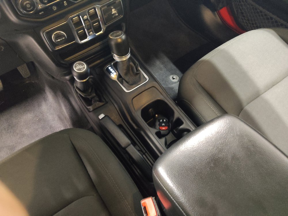 Used 2019 Jeep Wrangler Unlimited Sport S AWD/4WD image 26