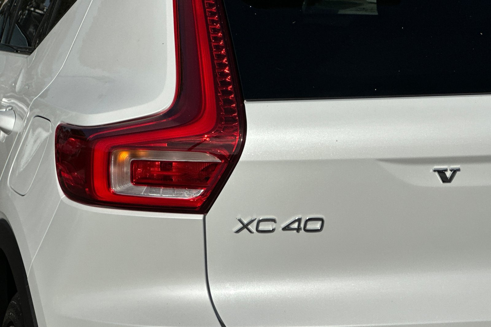 Certified 2024 Volvo XC40 Recharge Ultimate w/ Protection Package Premier RWD image 33