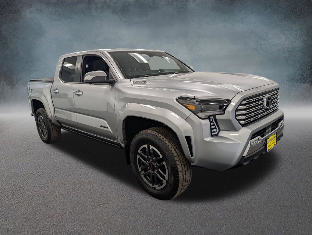Used 2024 Toyota Tacoma Limited AWD/4WD image 3