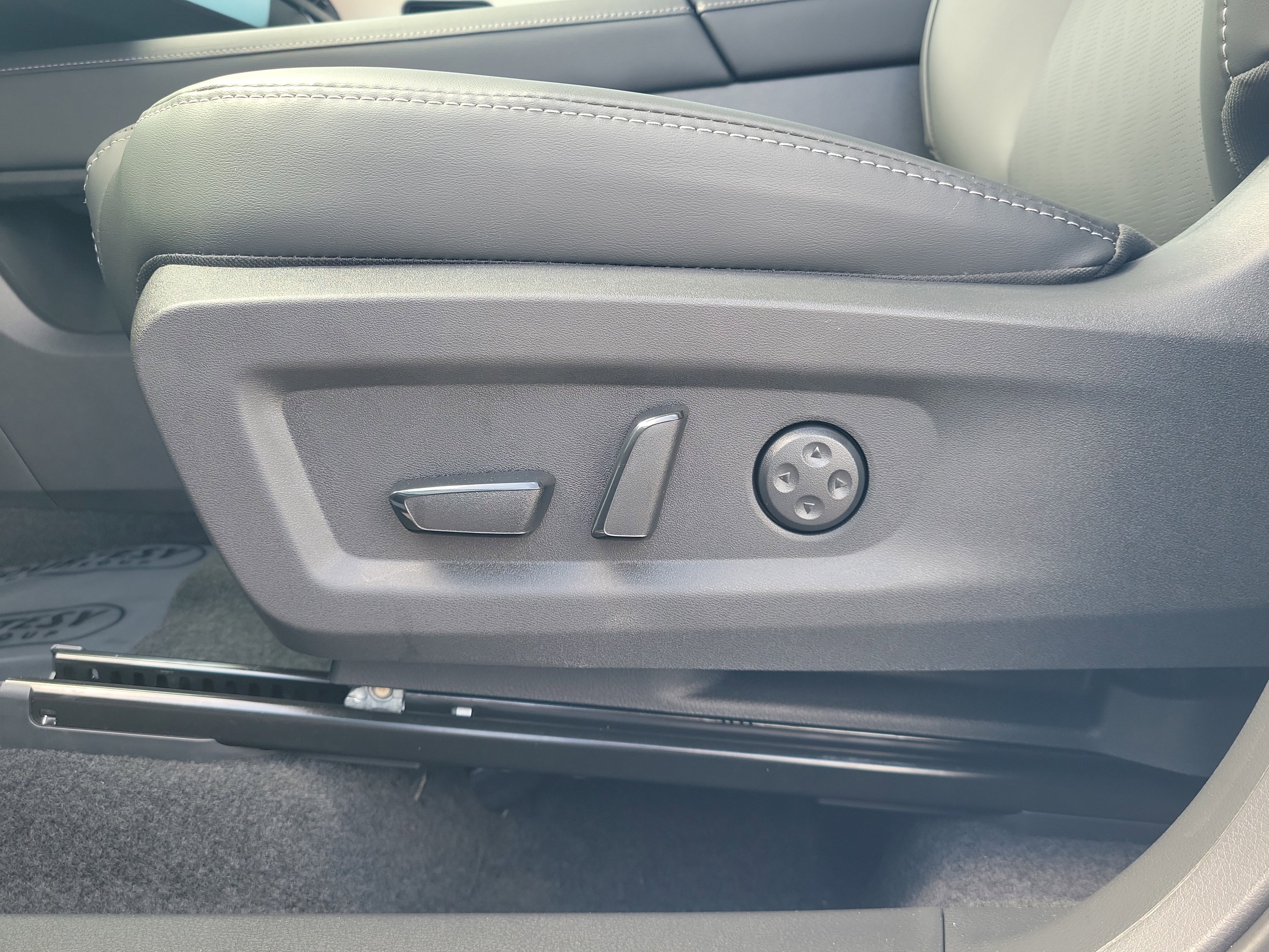 New 2026 Nissan Murano Platinum w/ Cargo Package AWD/4WD image 21